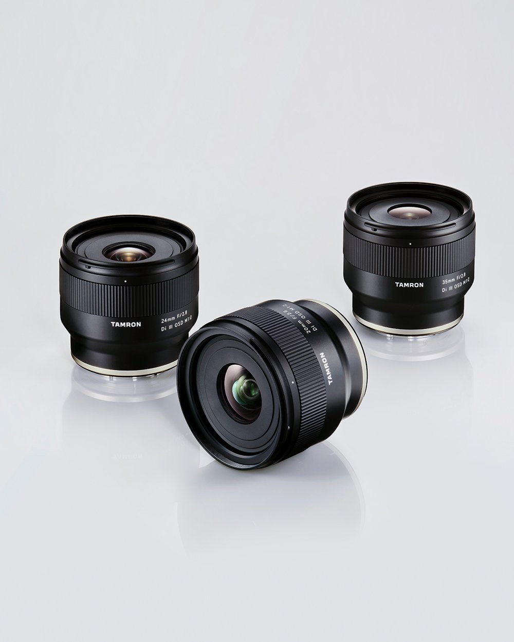 Обектив Tamron 24mm F/2.8 Di III OSD M1:2 Sony E