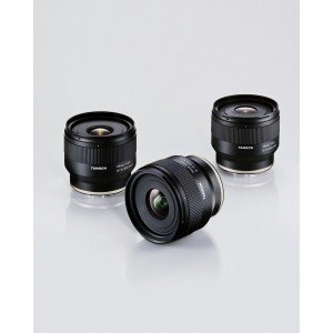 Обектив Tamron 35mm F/2.8 Di III OSD M1:2 Sony E Обектив Tamron 35mm F/2.8 Di III OSD M1:2 Sony E